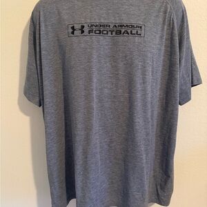 Under Armour Men's Short Sleeve Gray Tee
